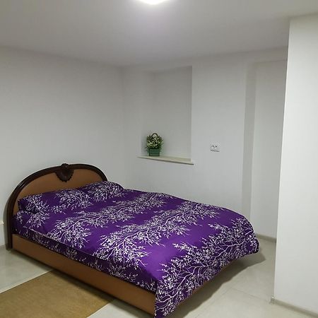 Домик У Куры Hotel Tbilisi ภายนอก รูปภาพ